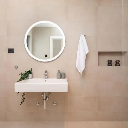 Old Olive Iii By Interhome *
