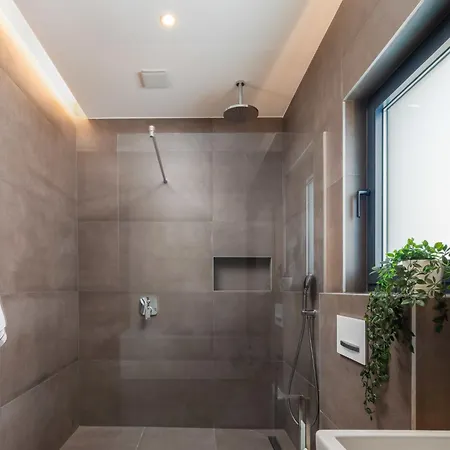 Old Olive Iii By Interhome * Vodnjan